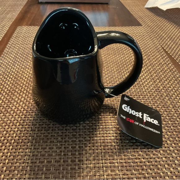 NWT SCREAM "Ghost Face" Sculpted Ceramic Mug 16 oz - Picture 2 of 2
